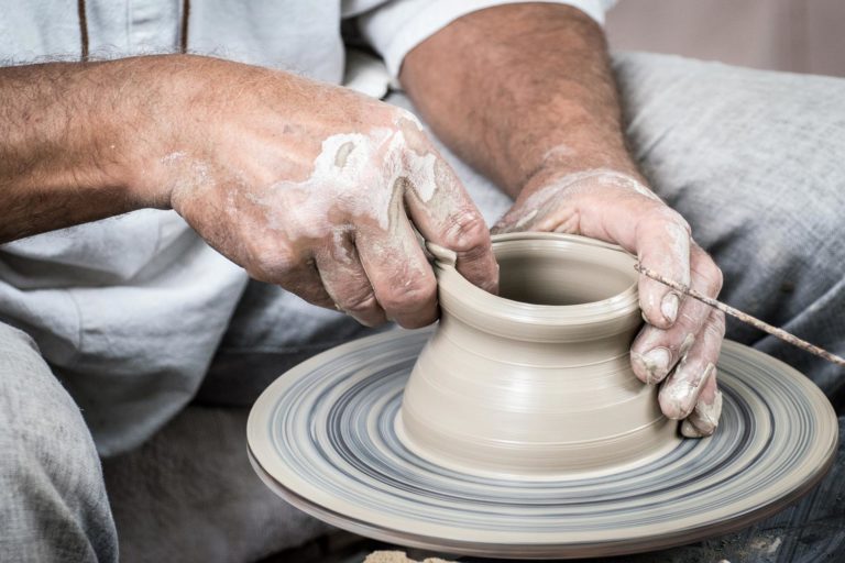 potteryhand_1920